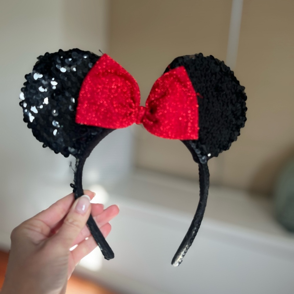 Sequin Minnie Mouse Ears Headband